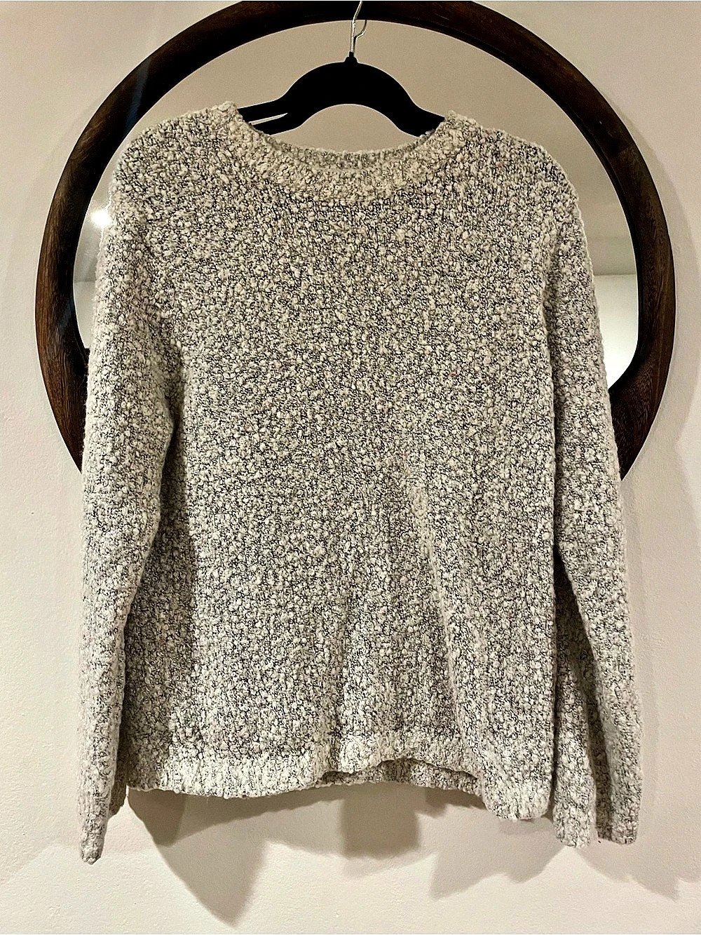 croft & barrow Boucle Crewneck Sweater in Gray & White Like New